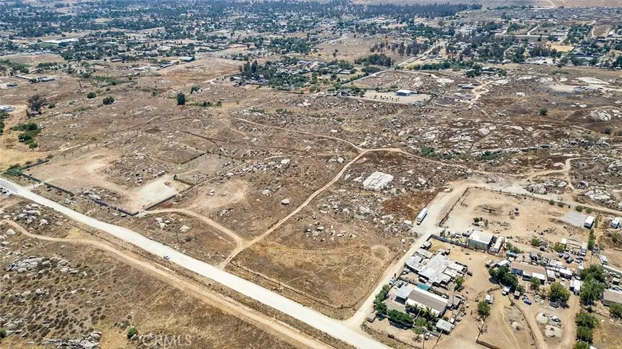 19 Lukens, Perris, CA 92570 - #2