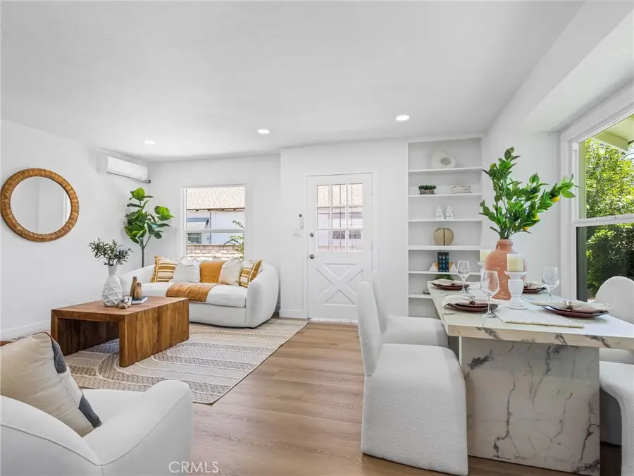 10559 Camarillo, North Hollywood, CA 91602 - #2