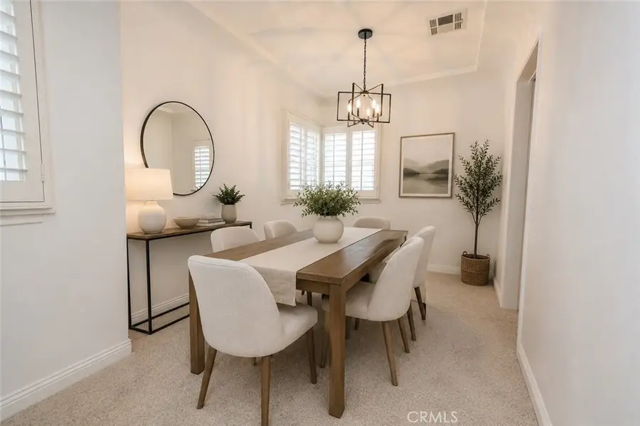 8725 S Gramercy Place, Los Angeles, CA 90047 - #3