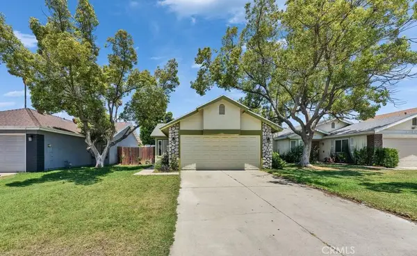 16268 Barbee St, Fontana, CA 92336