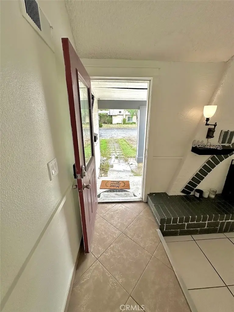 1321 E Lingard Street, Lancaster, CA 93535 - #2