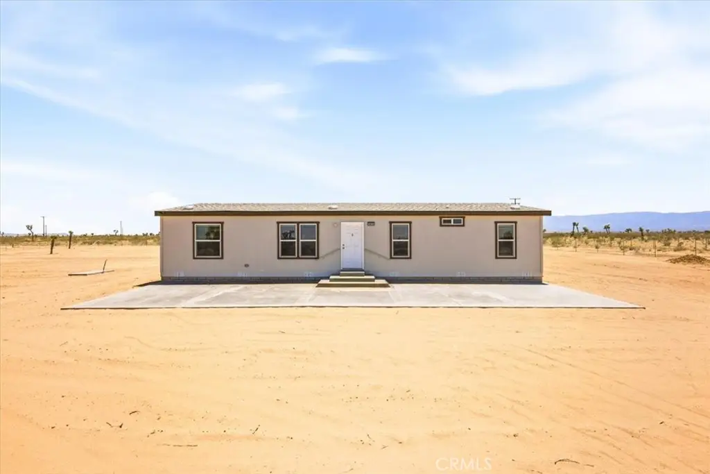 7625 Luna Road, Phelan, CA 92371 - #1