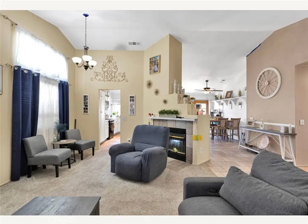 14230 La Mirada, Victorville, CA 92392 - #1