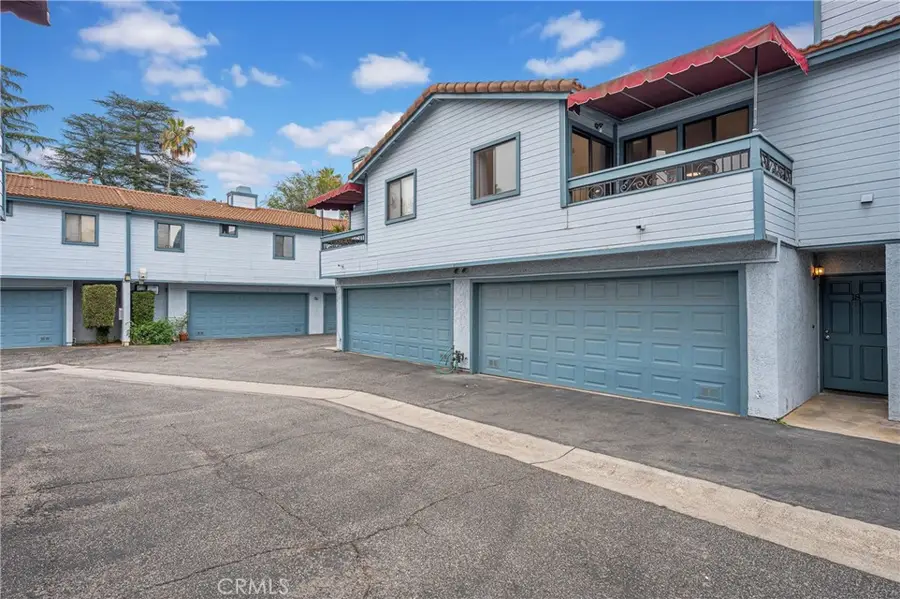 1255 N Los Robles Ave. #18, Pasadena, CA 91104 - #3