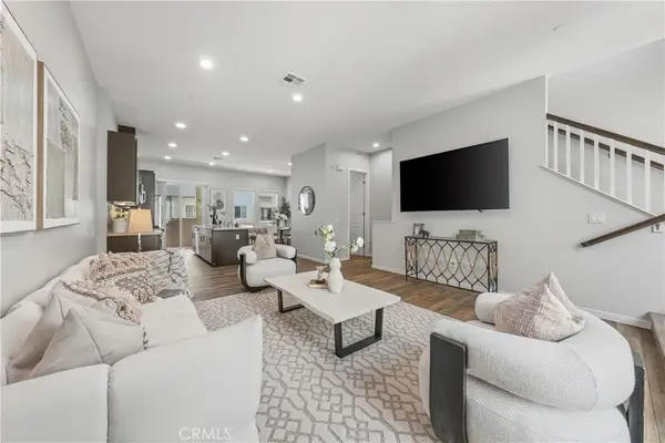 721 Manhattan Dr #74, Brea, CA 92821