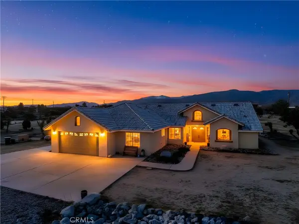 1825 Smoke Tree, Pinon Hills, CA 92372
