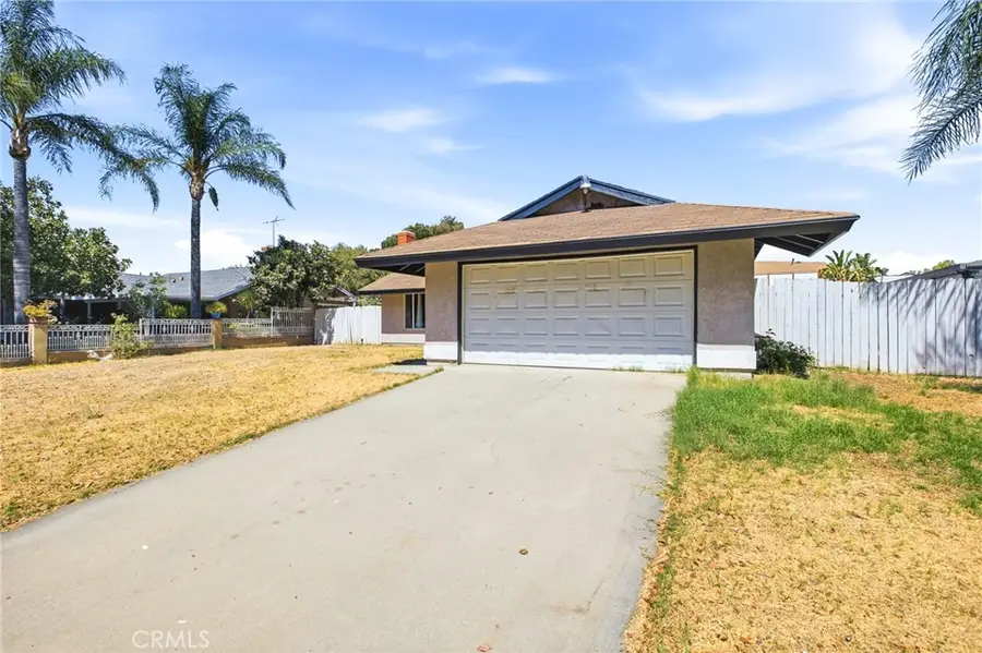 243 S Sutter, San Bernardino, CA 92410 - #2