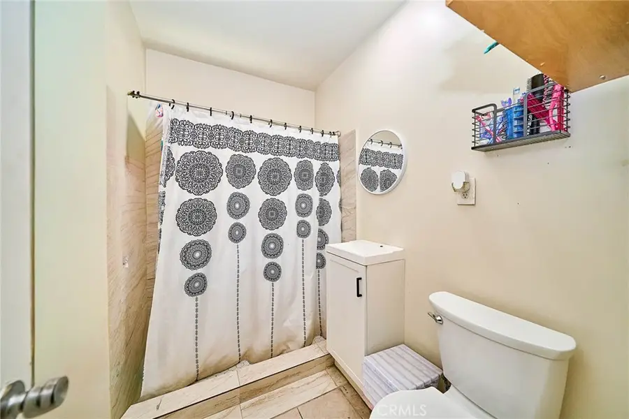 2001 W Myrtle, Santa Ana, CA 92703 - #3