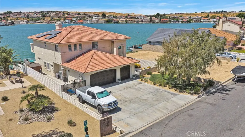 18065 Lakeview, Victorville, CA 92395 - #1