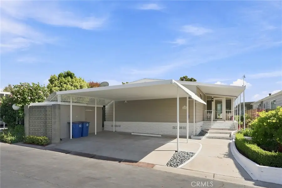 16926 Lake Terrace Way, Yorba Linda, CA 92886 - #2