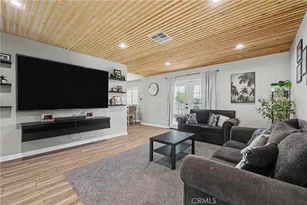 1136 Hancock, San Bernardino, CA 92411