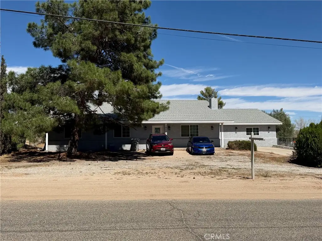 18060 Walnut, Hesperia, CA 92345 - #1