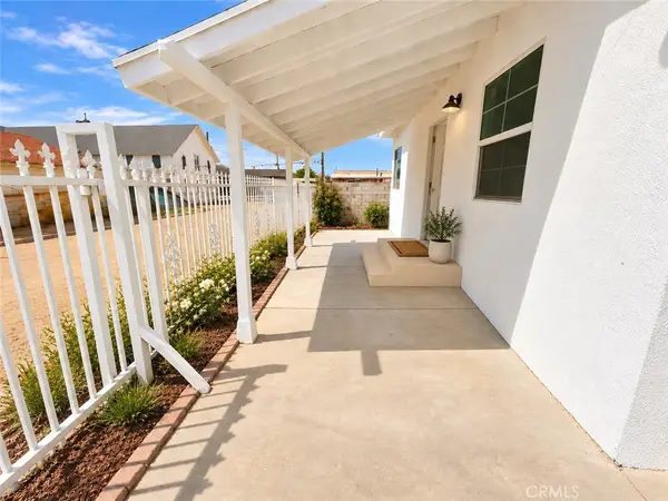 922 Center Street, Riverside, CA 92507