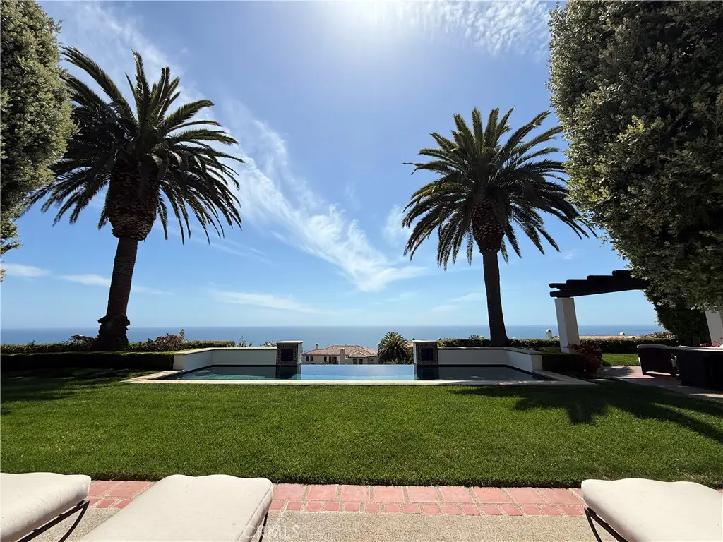 24 Scenic Bluff, Newport Coast, CA 92657 - #1