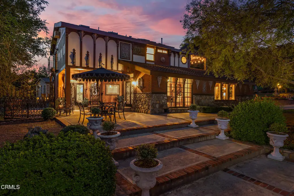 10484 Creek Road, Oak View, CA 93022 - Image #1