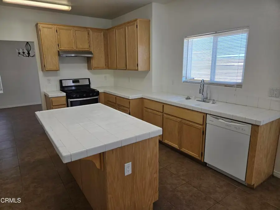 43414 Tranquility Court, Lancaster, CA 93535 - Image #3