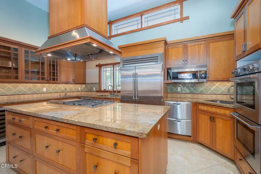 251 Palomares Avenue, San Buenaventura Ventura, CA 93003 - Image #3