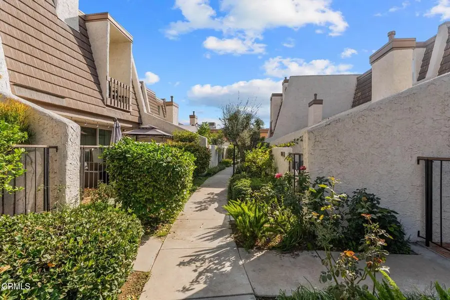 18360 Collins Street #L, Tarzana, CA 91356 - #3