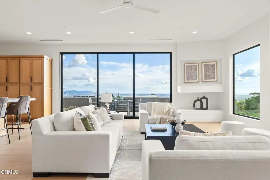 890 Via Ondulando, San Buenaventura Ventura, CA 93003 - Image #2