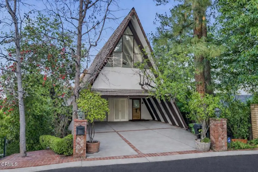5060 Campo Road, Woodland Hills, CA 91364 - #1