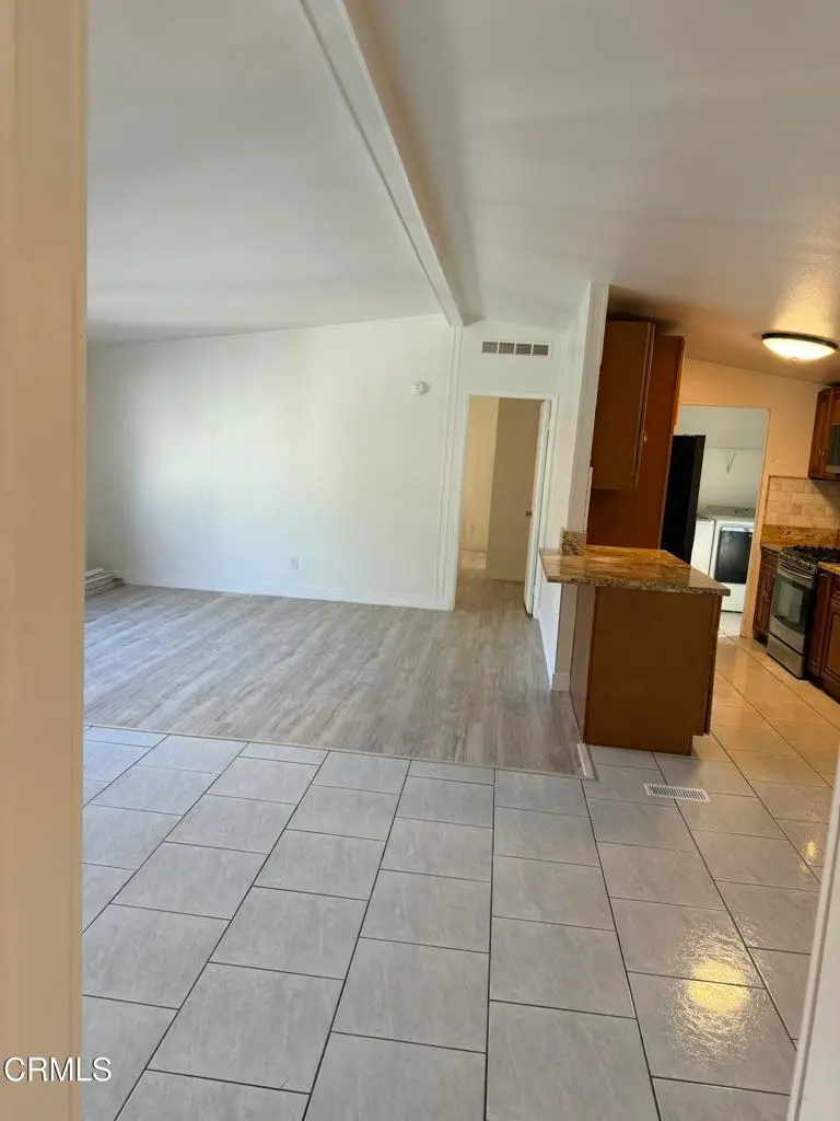 1407 Peach Avenue #14, Oxnard, CA 93033 - #3