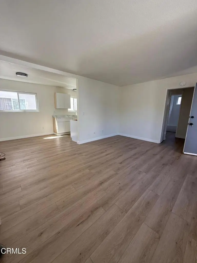 209 W Santa Barbara Street, Santa Paula, CA 93060 - #3