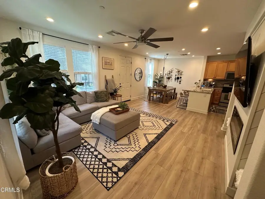 24014 Park Lane, Valencia, CA 91354 - #2