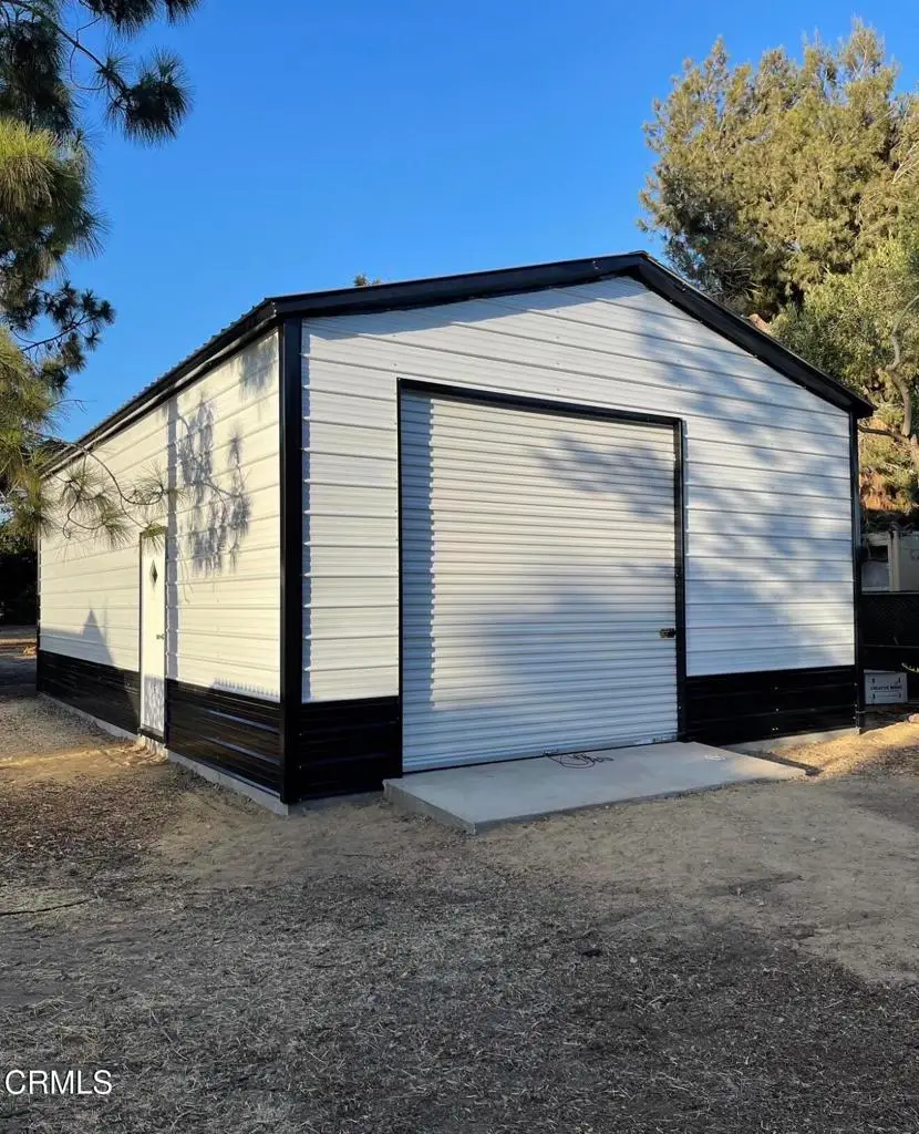 1177 E Collins Street, Oxnard, CA 93036 - #3