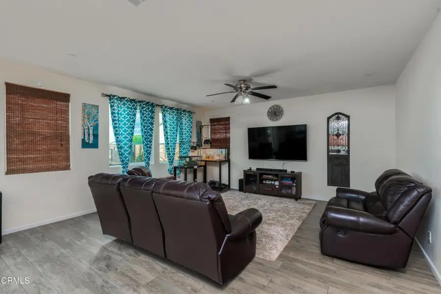 5128 Ederia Way, Bakersfield, CA 93313 - #3