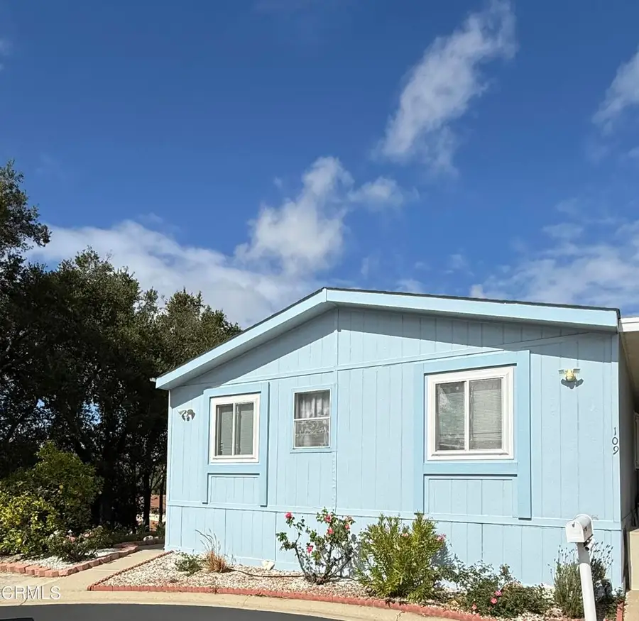 109 Saint James Court #109, Newbury Park, CA 91320 - #2