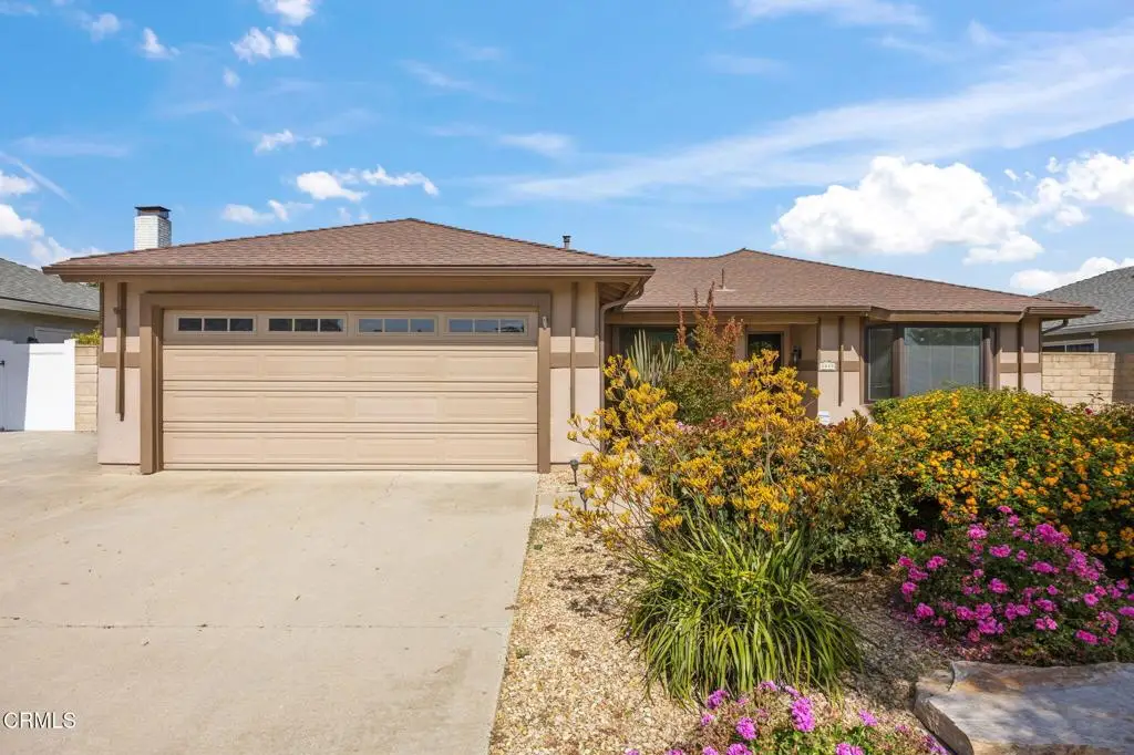 2040 Olga Street, Oxnard, CA 93036 - #1