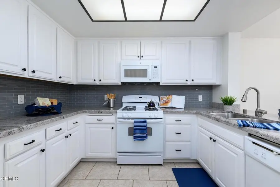 1210 Via Montoya, Camarillo, CA 93010 - #2