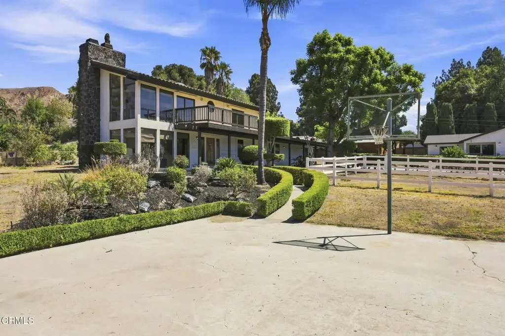 11370 Brainard Avenue, Sylmar, CA 91342 - #1