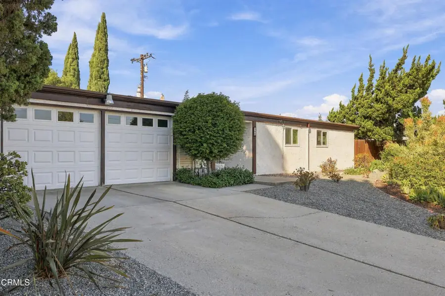 388 E Gainsborough Road, Thousand Oaks, CA 91360 - #2