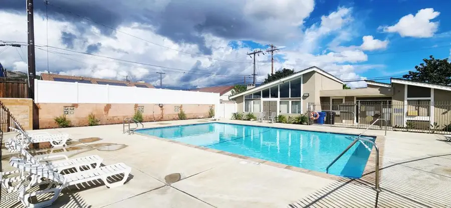 65 Bahia Circle, Santa Paula, CA 93060 - #3