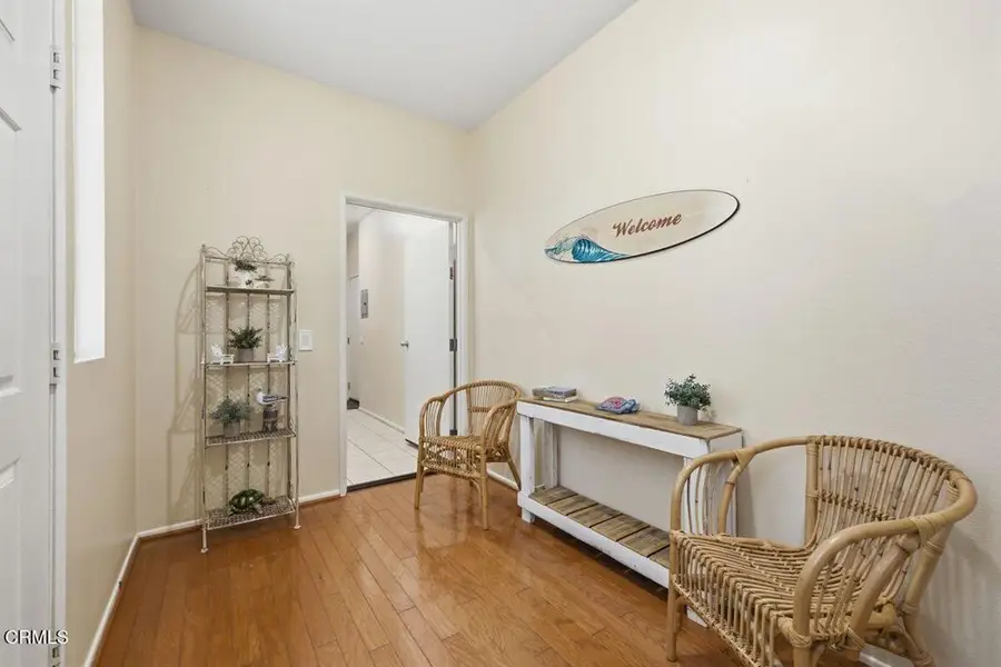 63 W Shoshone Street, San Buenaventura Ventura, CA 93001 - #3