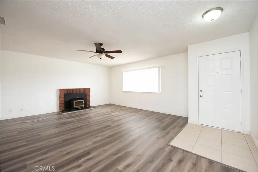 15615 Tuscola Road, Apple Valley, CA 92307 - Image #3