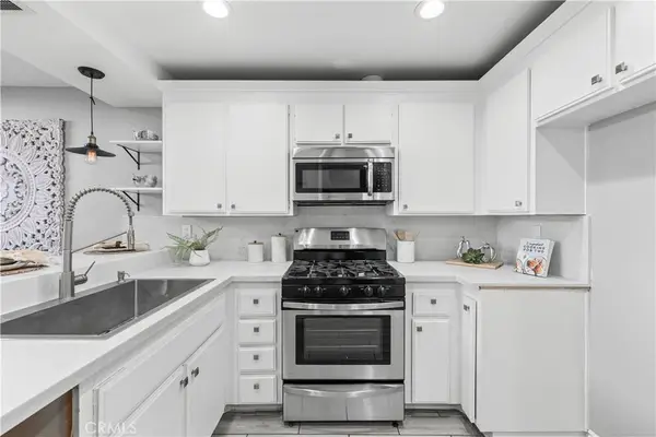 829 S Mountain Avenue, Ontario, CA 91762