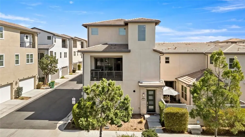 185 Frame, Irvine, CA 92618 - Image #1