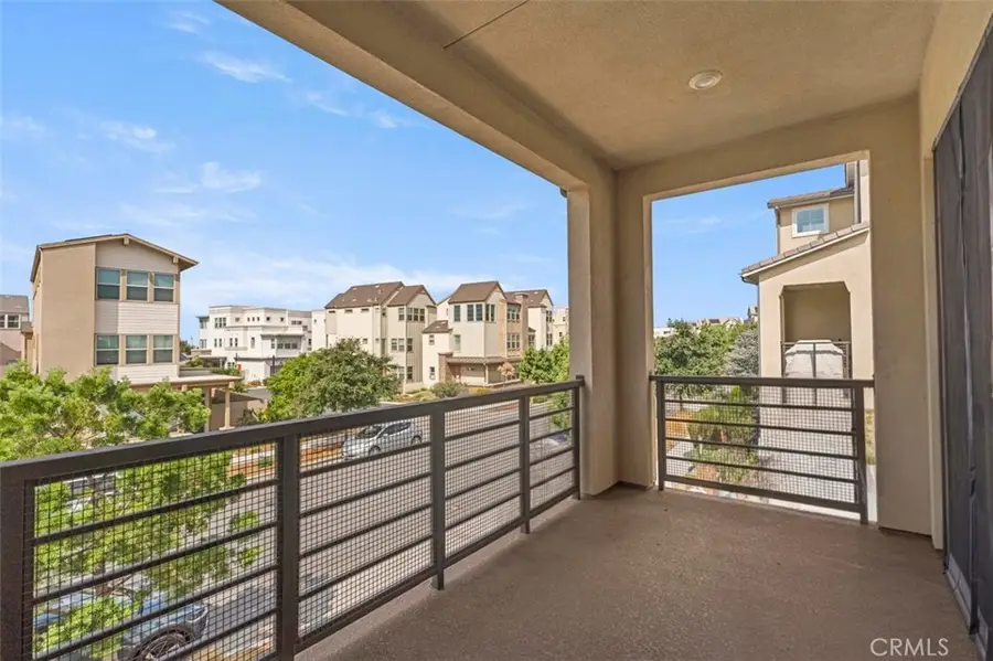 185 Frame, Irvine, CA 92618 - Image #3