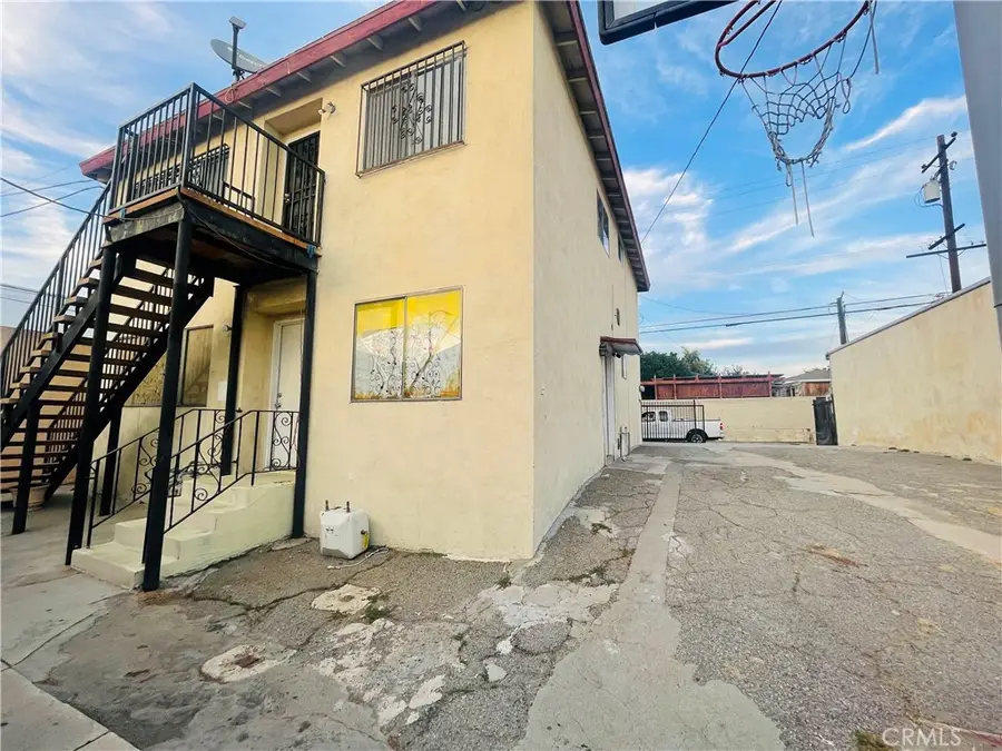 5609 E Beverly Boulevard, East Los Angeles, CA 90022 - #2