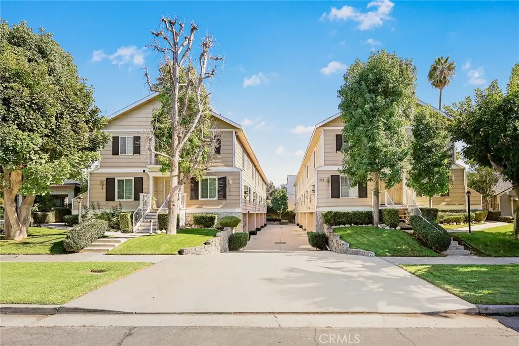 154 N Meridith Avenue #8, Pasadena, CA 91106 - Image #1