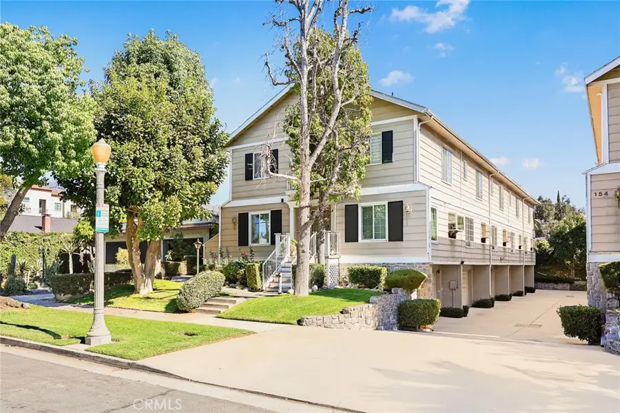 154 N Meridith Avenue #8, Pasadena, CA 91106 - Image #2