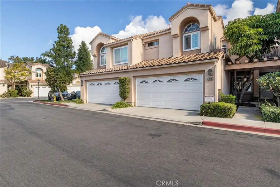 28 Almador, Irvine, CA 92614 - Image #3