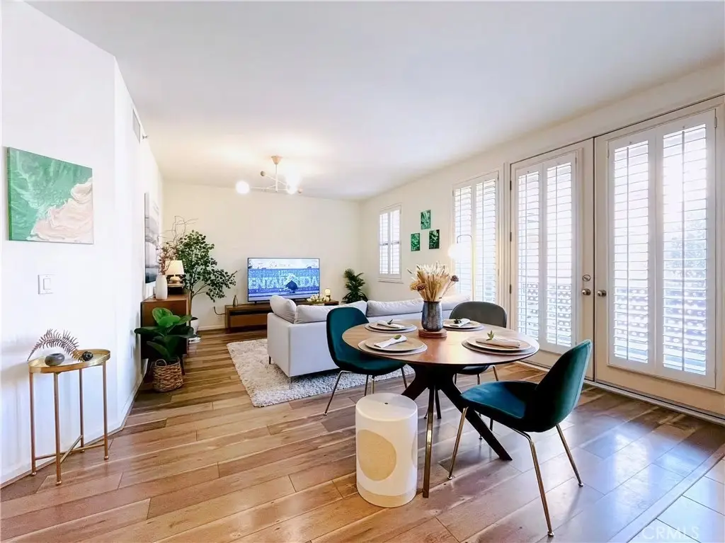 201 E Angeleno Avenue #206, Burbank, CA 91502 - #1