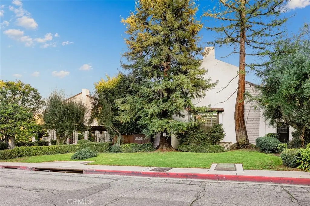 1202 Indiana #10, South Pasadena, CA 91030 - #1