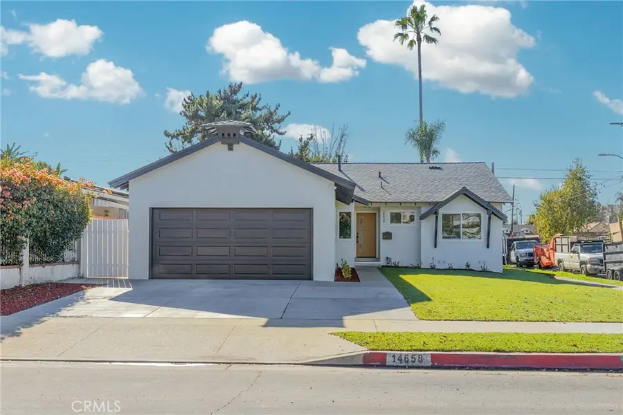 14658 Cohasset, Van Nuys, CA 91405 - Image #2