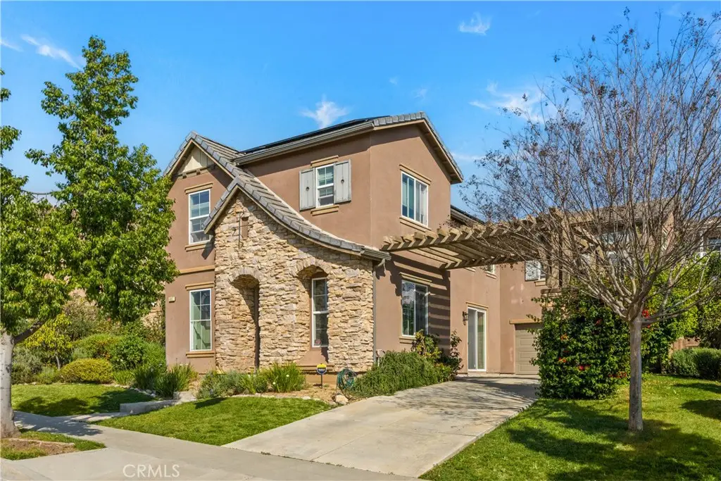 687 E Lemon Swirl, Azusa, CA 91702 - #1