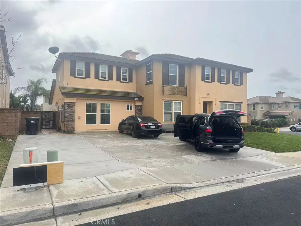 6805 Edinburgh, Eastvale, CA 92880 - #1