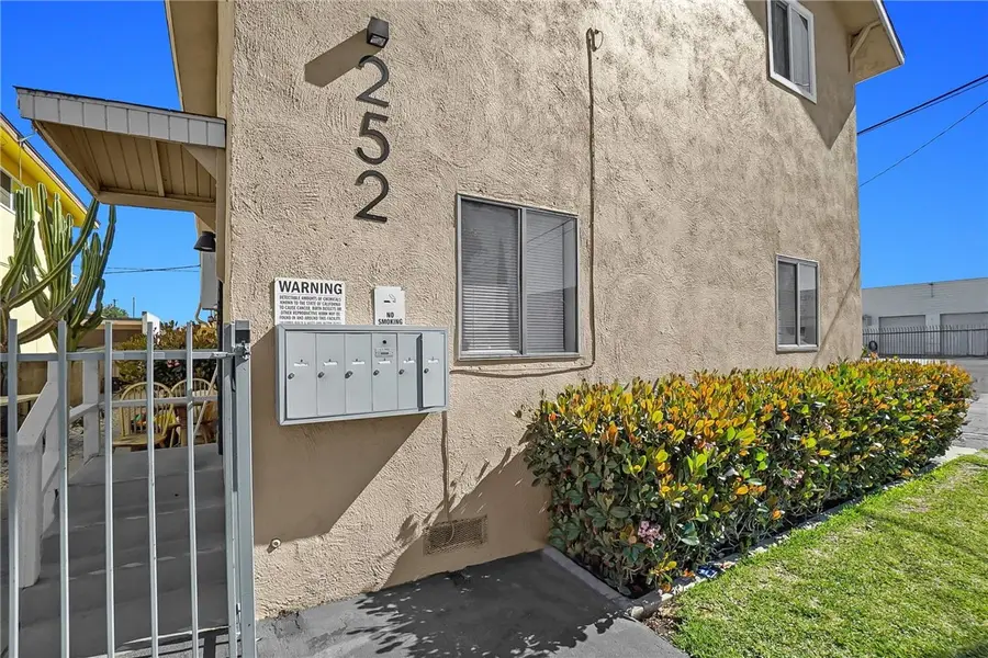 252 S 7th, Montebello, CA 90640 - #3